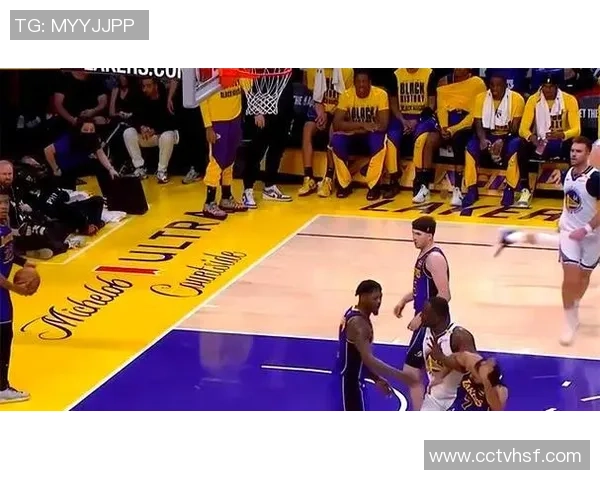 2018年10月13日湖人与勇士的激烈对决回顾与精彩瞬间分析